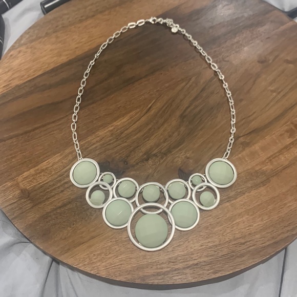 Mint and silver necklace - Picture 1 of 3